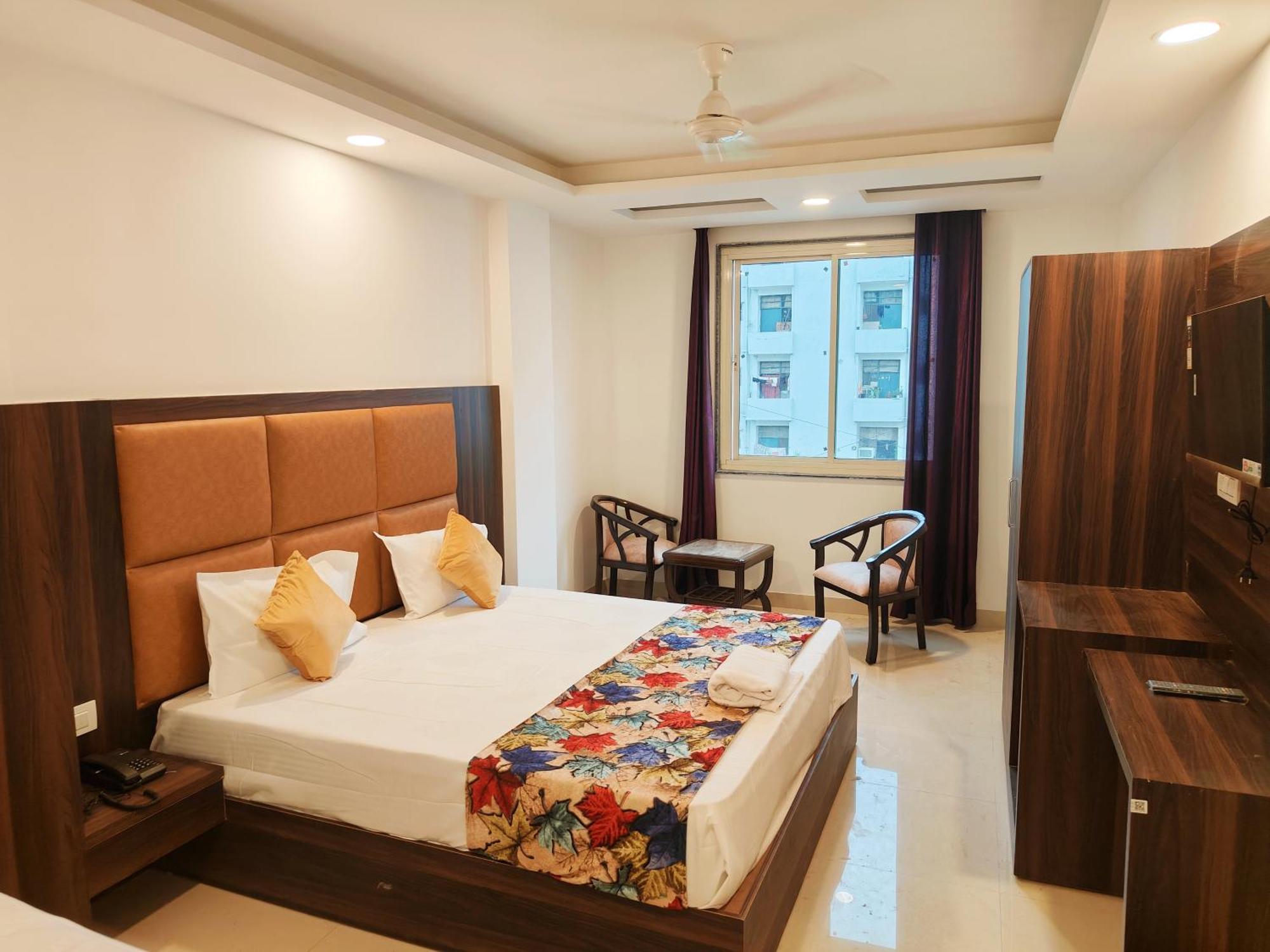 Hotel De Tark A Family Hotel Near Igi Airport Delhi Нью-Дели Экстерьер фото